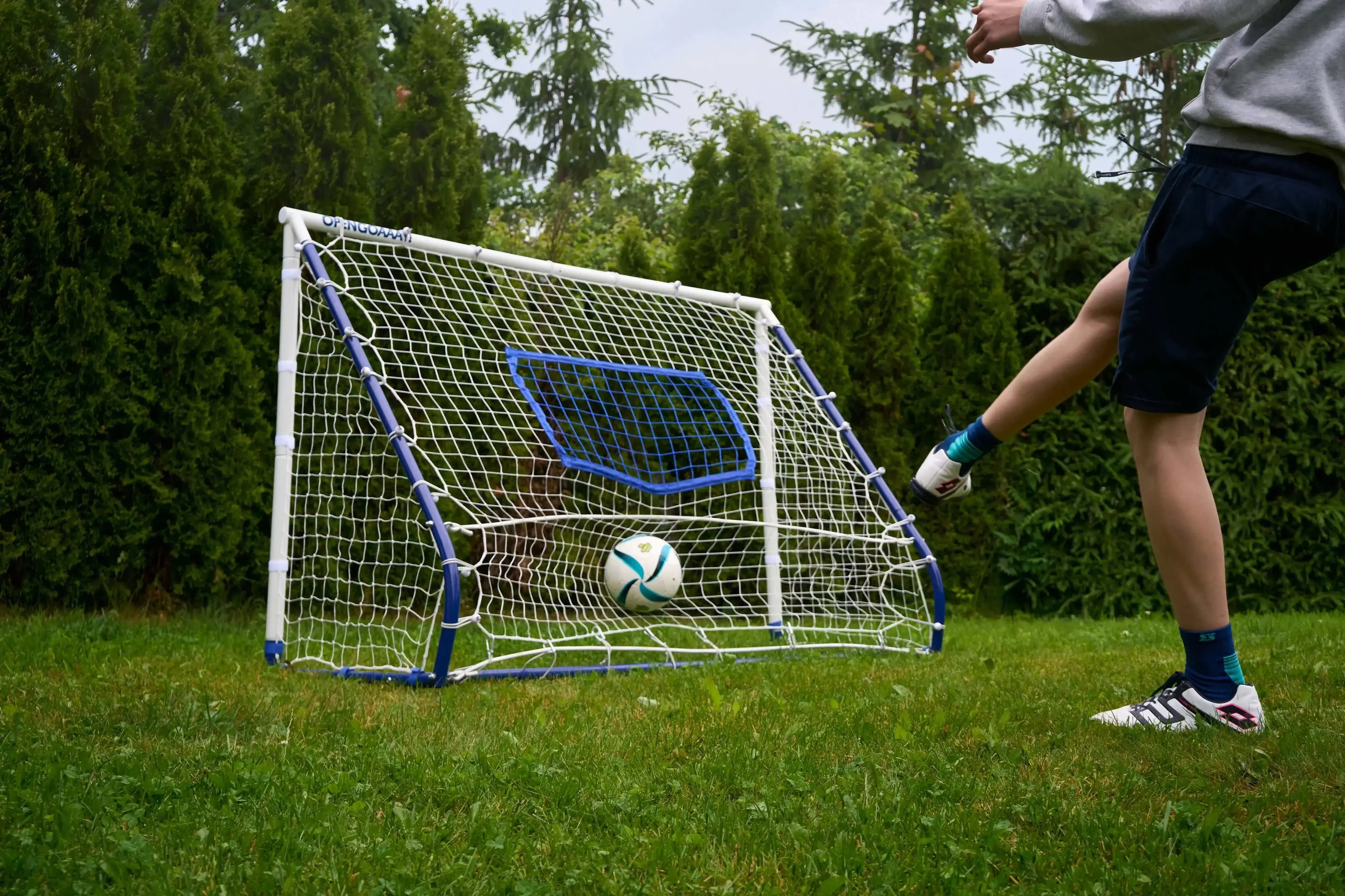 Football Rebounder: Why Every Player Needs One in 2025