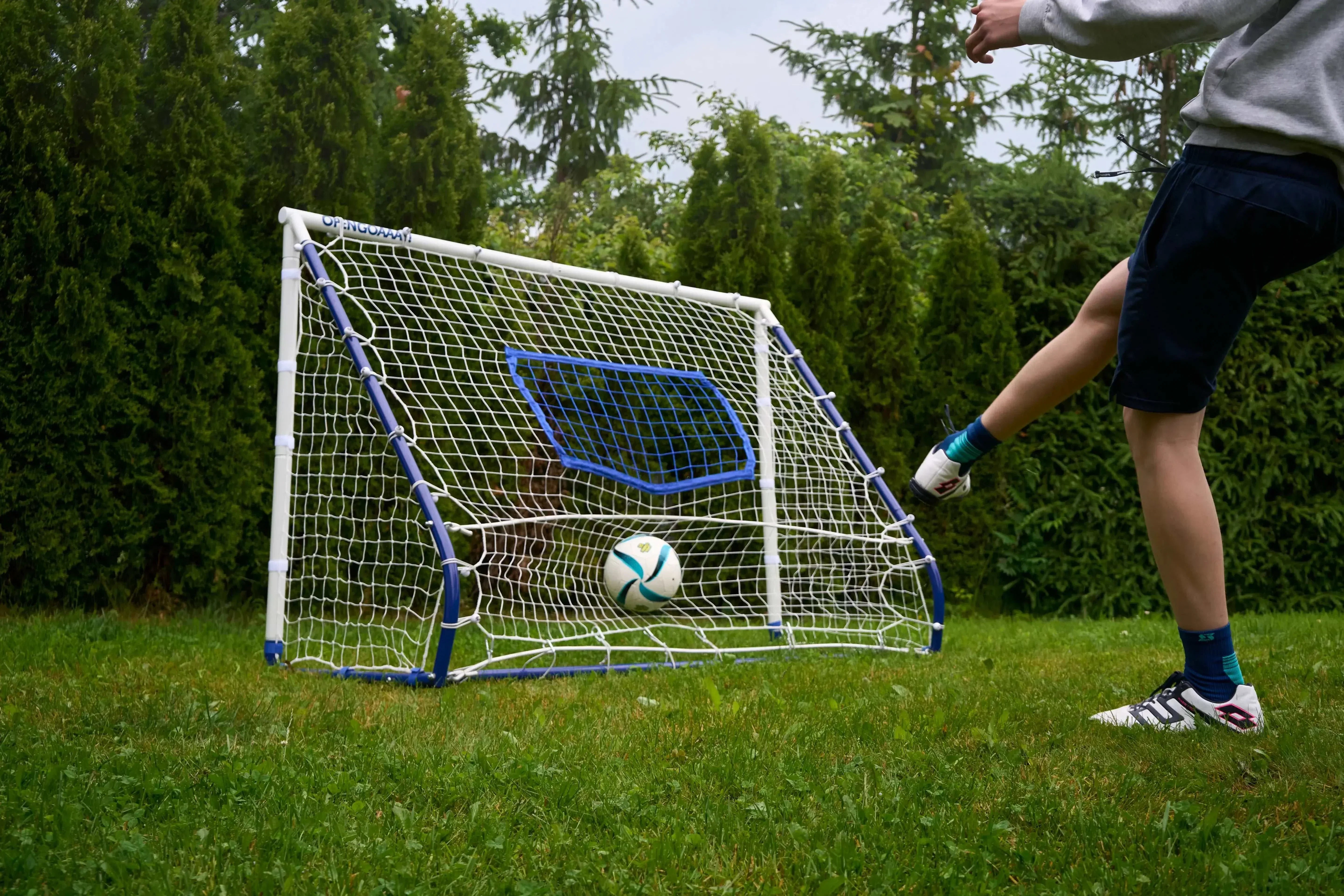 Football Rebounder: Why Every Player Needs One in 2025